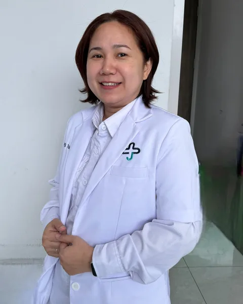 drg. Triana Lingga Sari